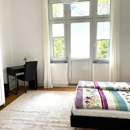 Apartment Aventura Flat 1 *